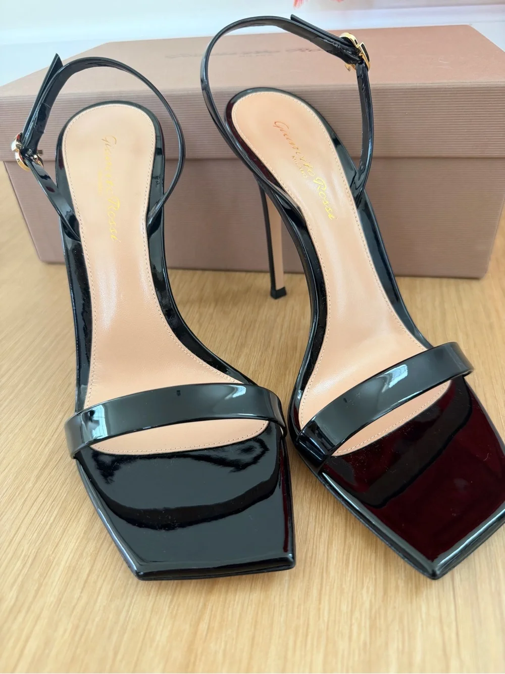 NIB ✨ Gianvito Rossi Ribbon Stiletto Black Heels Size 8.5 $895